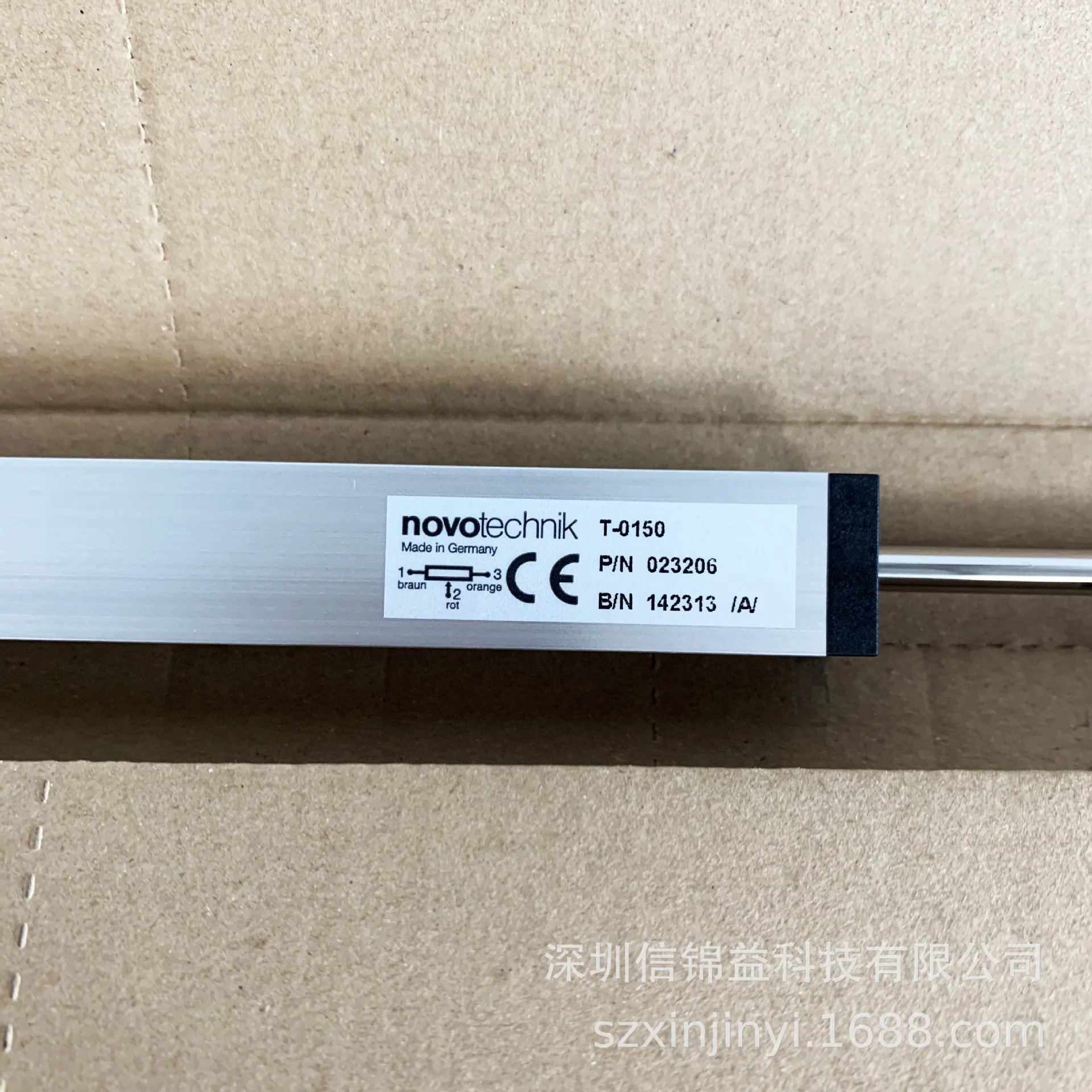 

Немецкий датчик линейного перемещения NovoTechnik 2025 года T-0150 поставляется с экранированным кабелем длиной 2 метра [специальное предложение]