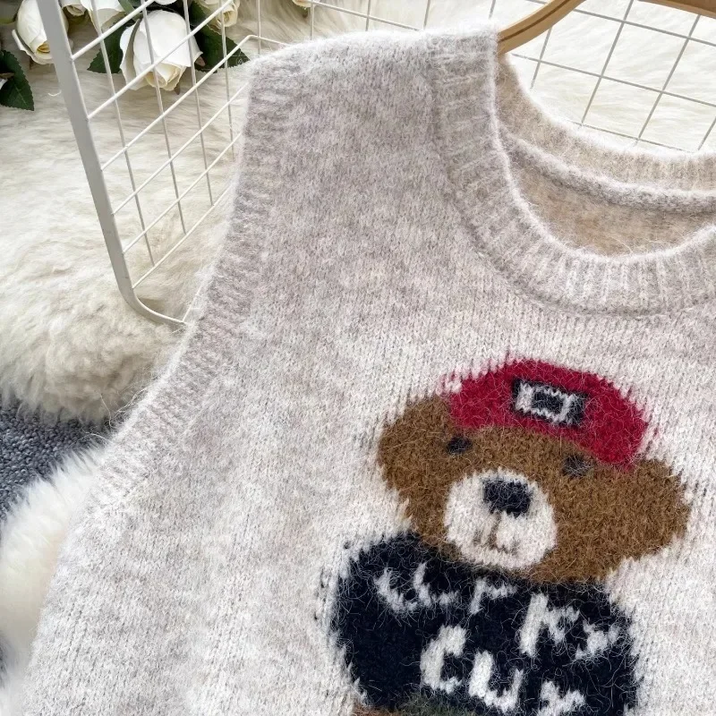 Korean Chic Casual Sleevless Knit Sweater Vest Japanese Kawaii Bear Jacquard Knitwear Gilet 2024 Autumn Winter Soft Jumpers