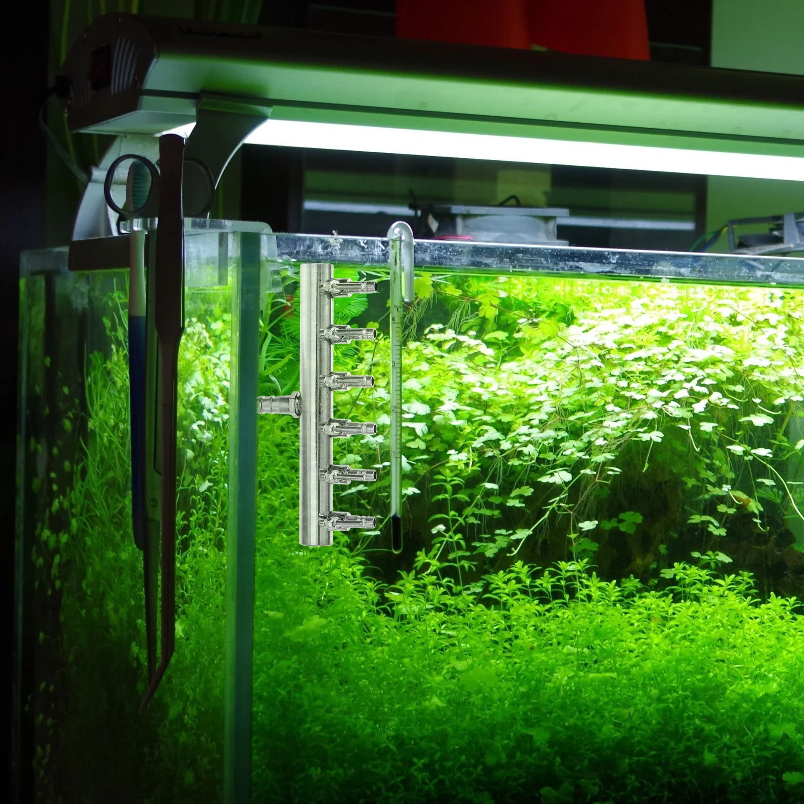 

6 Ways Stainless Steel Aquarium Air Pump Splitter Flow Lever Control Manifold Oxygen Tube Distributor 8 to 4mm Silver