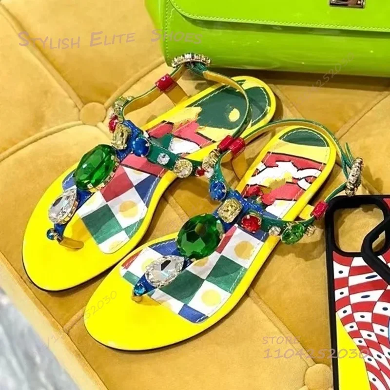 

Yellow Ethnic Plaid Graffiti Flat Sandals Women Beach Vacation Blue Gemstone Round Open Mules Summer Buckle Crystal Chain Shoes