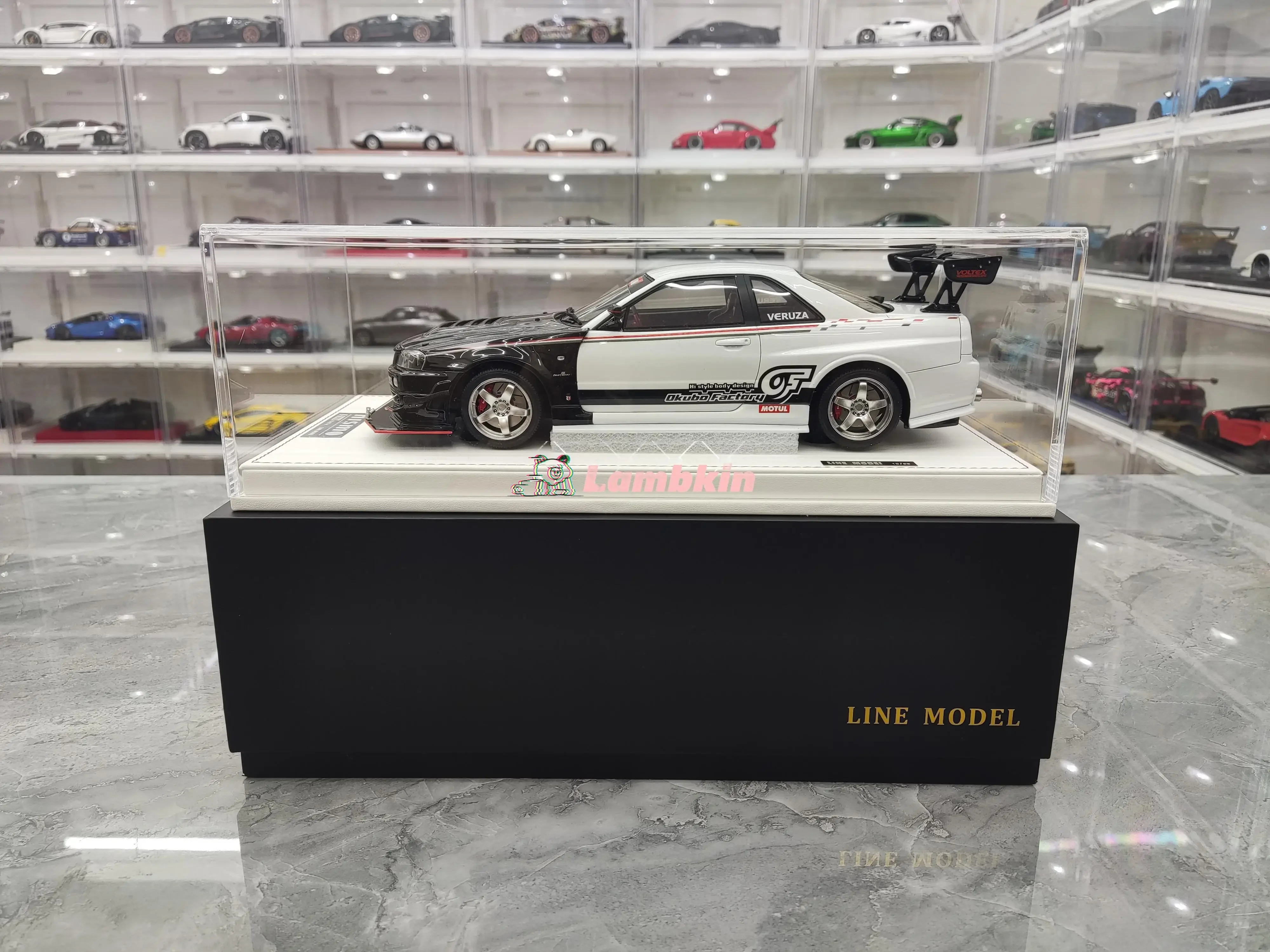 LINE MODEL 1/18 For GTR R34 Skyline Limited Edition Simulation Resin Car Model Collection