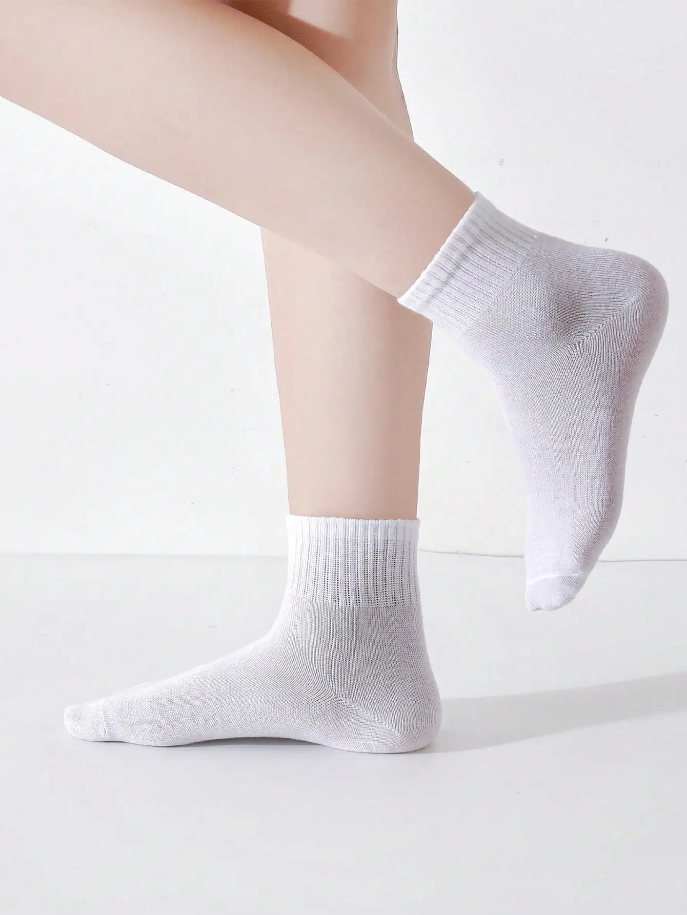 

12Pairs Kids White Crew Socks, Plain Solid Color Breathable Nylon Socks for Boys Girls, 2-16Y Summer Daily Casual School Wear