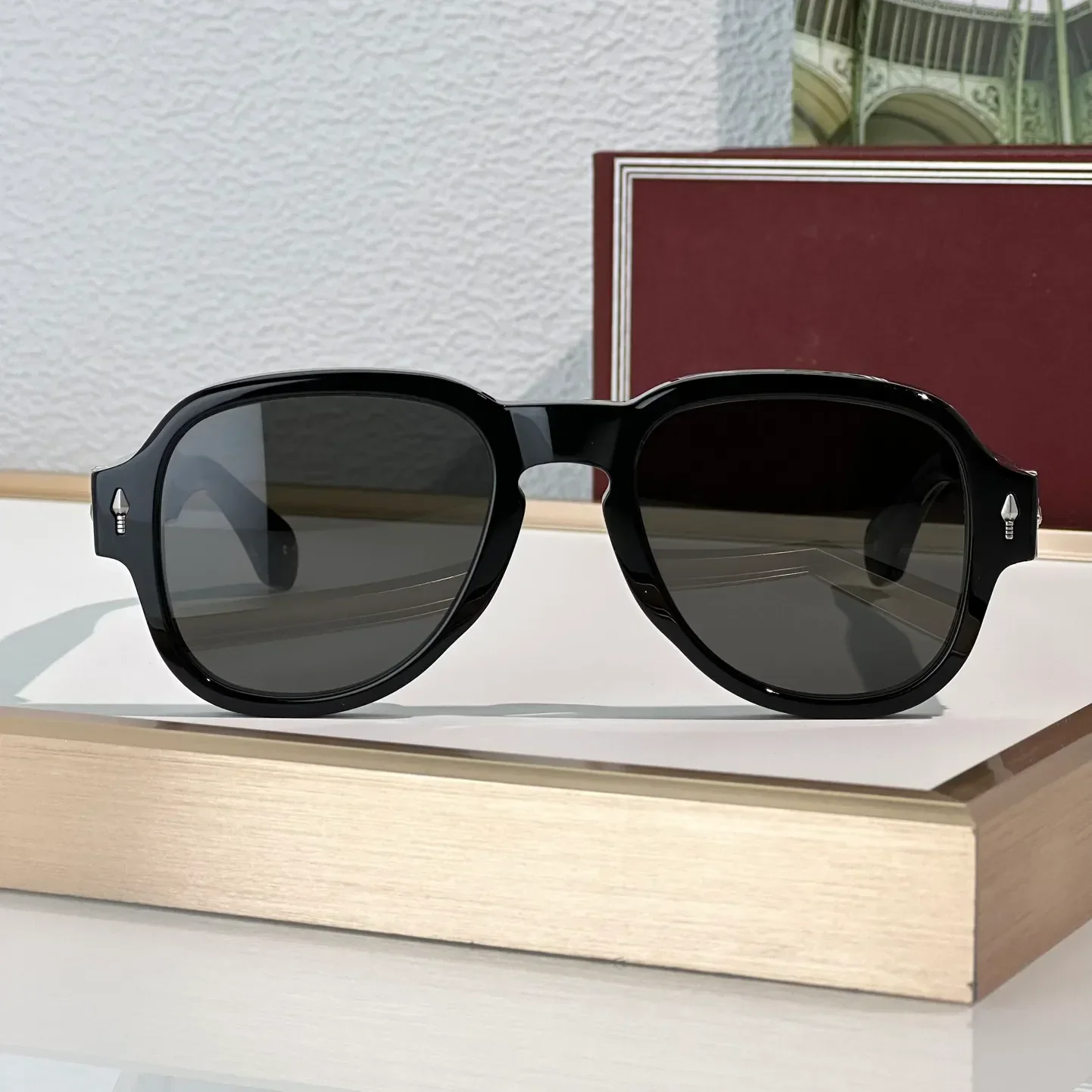 نظارات الموضة للنساء والرجال الأحمر CLOUO نمط المضادة للأشعة فوق البنفسجية لوحة الرجعية إطار كامل تصميم خاص نظارات صندوق عشوائي