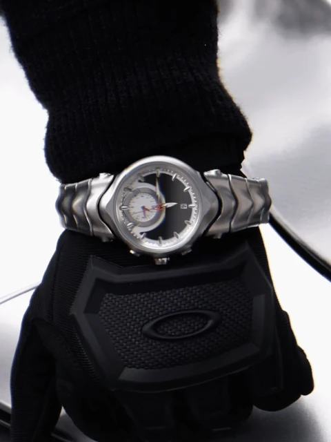 00s おおきかっ y2k archive watch KIOSK OAKLEY 