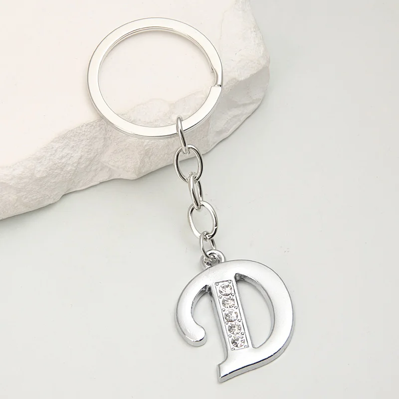 بسيطة A-Z 26 رسالة قلادة المفاتيح الإنجليزية الأبجدية كيرينغ لصديق هدية جيدة حامل حقيبة يد مجوهرات السيارة #3