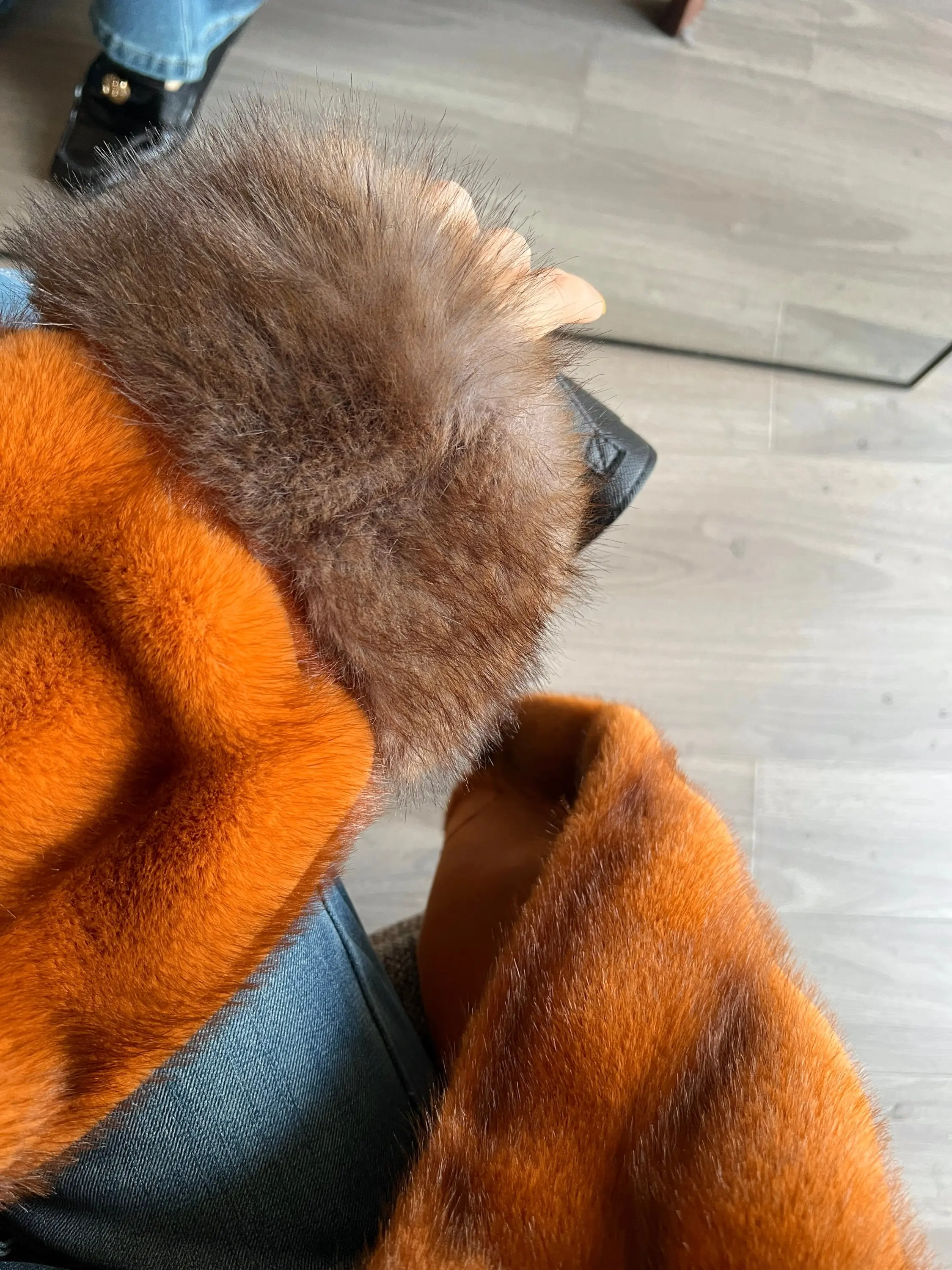 Chaqueta de invierno de felpa gruesa de alta sociedad para mujer, abrigo de piel sintética con cuello redondo y manga larga, elegante, a la moda, estilo coreano