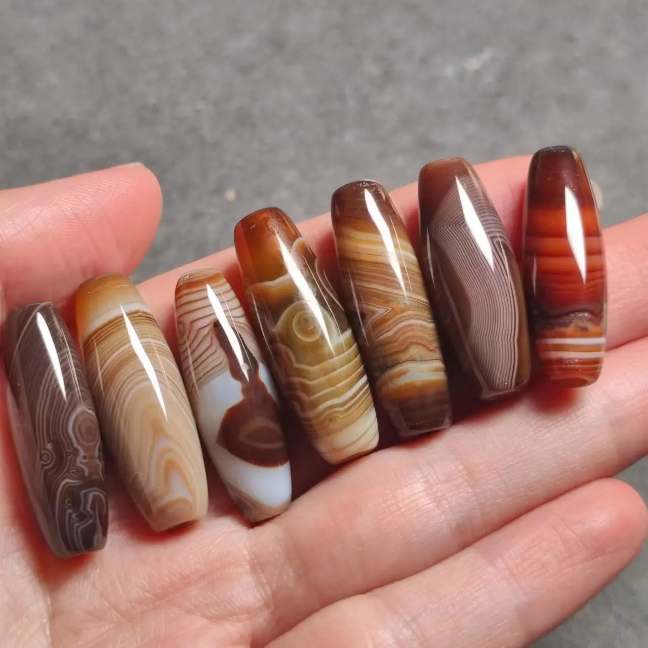 1pcs/lot Selected natural sugar color silk agate dzi Barrel beads Unique pattern Pretty pendant Accessories jewelry handiwork