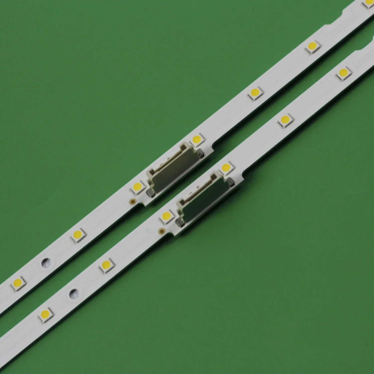 2pcs LED Backlight Strip for UA40NU7300J UE40NU7115K UE40NU7120 UE40NU7125 UE40NU7170U AOT_40_NU7100F NU7400 UE40NU7182