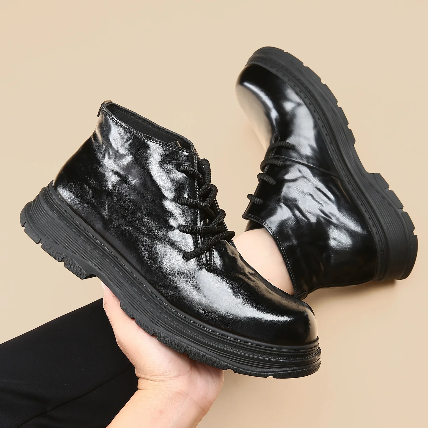 Men's High Top Casual Leather Shoes Versatile Outdoor Commuting Boots Fashion Trend Leather Footwear