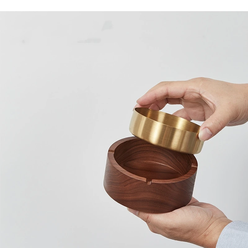 Light Luxury Solid Wood Ashtray with Cover Home Office Cigar Ornaments Anti-flying Ash Smoking Accessories