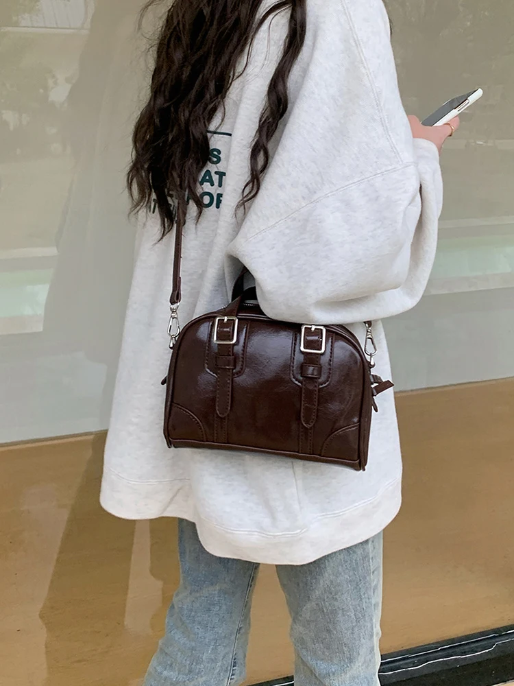 

Новая женская сумка-боулинг в стиле ретро на осень/зиму 2026 года: модная повседневная сумка через плечо, наплечная сумка, сумка для поездок на работу