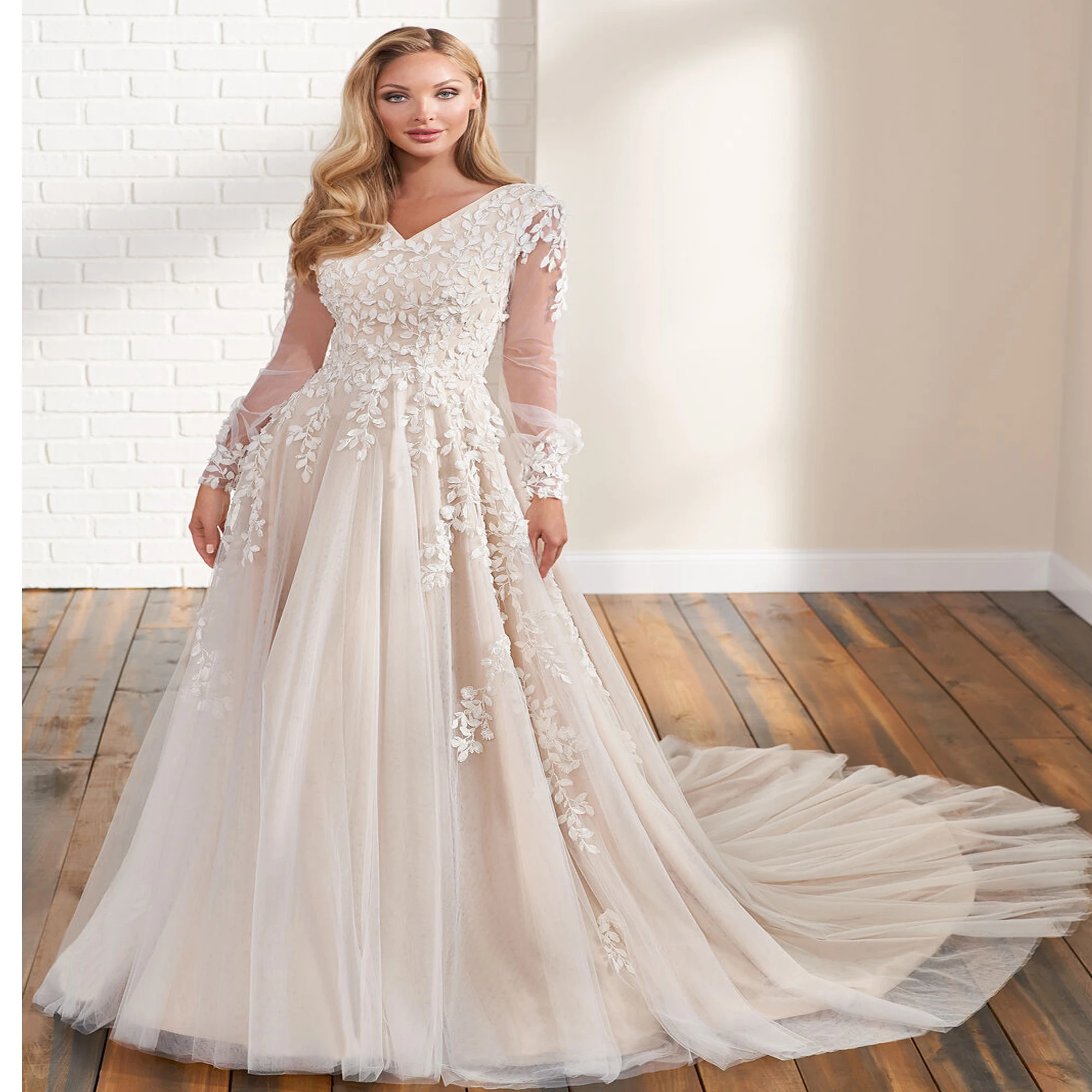 

Tulle Wedding Dress Long Sleeve V-Neck Lace Appliques Bride Gowns A-Line Elegant Bridal Dresses Vestido De Novia 2025 Customized