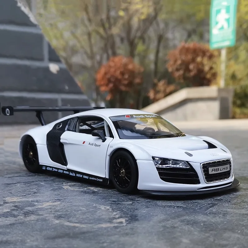 1:24 AUDI R8 LMS Alloy Racing Car Model Diecast & Toy Sports Car Model High Simulation Collectibles Car Toy Boys Chidrens Gifts