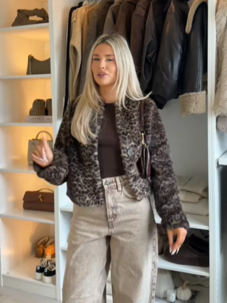 

chic Leopard Print Faux Fur Coat Women Casual Round Neck Single Breasted Loose Short Jacket Lady Winter Daily Street Jackets