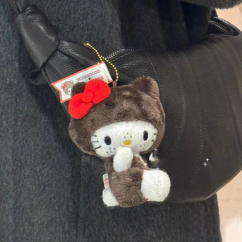 

New Kawaii Sanrio Hello Kitty Munch Freckle Girl Pendant Bag Hanging Plush Doll Birthday Gift Party Decoration Festival Gift