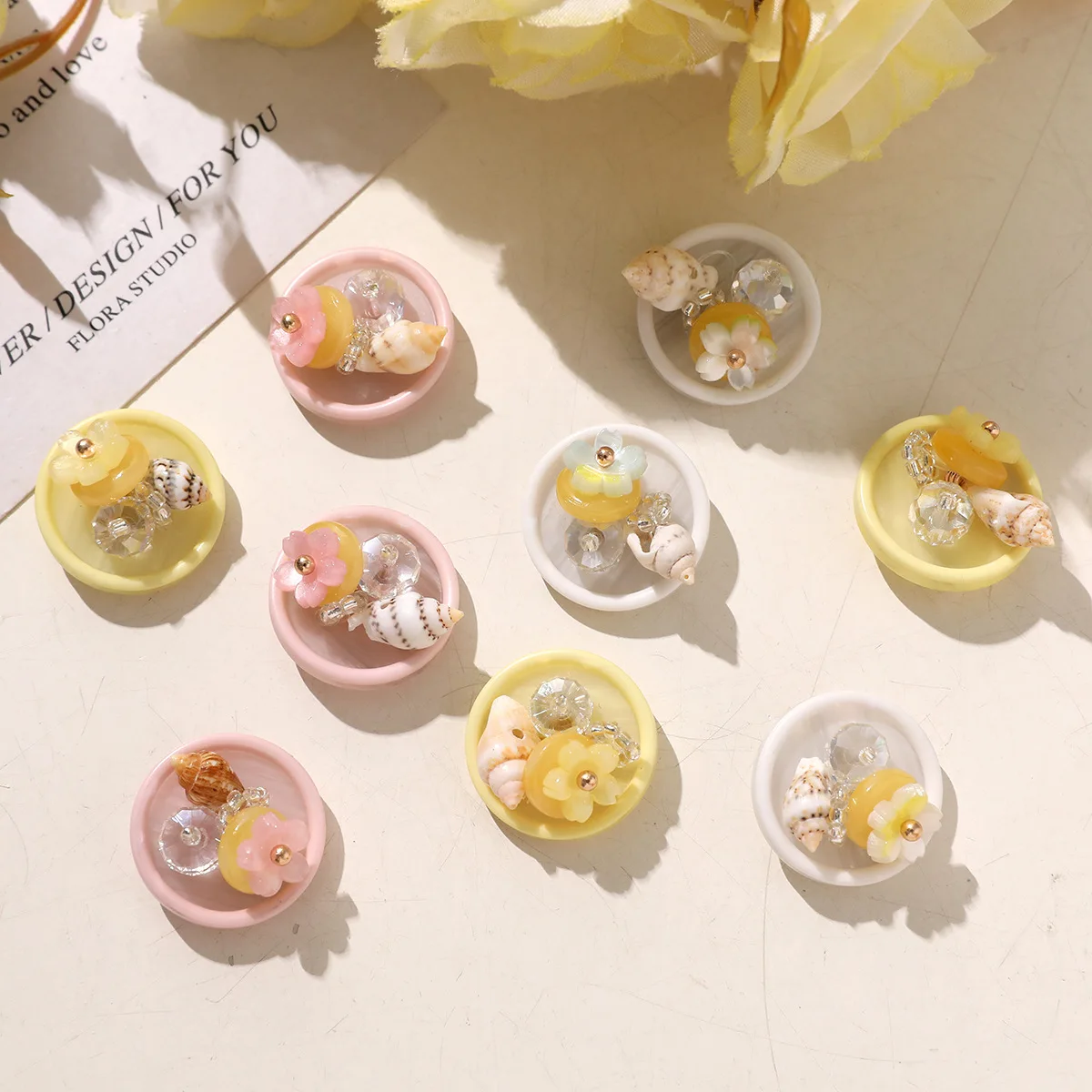 Resin Button Shoe Charm 1 Piece Creamy Floral Seashell Round DIY Versatile Clip for Clogs Jelly Clear Crystal Shoes Women Spring