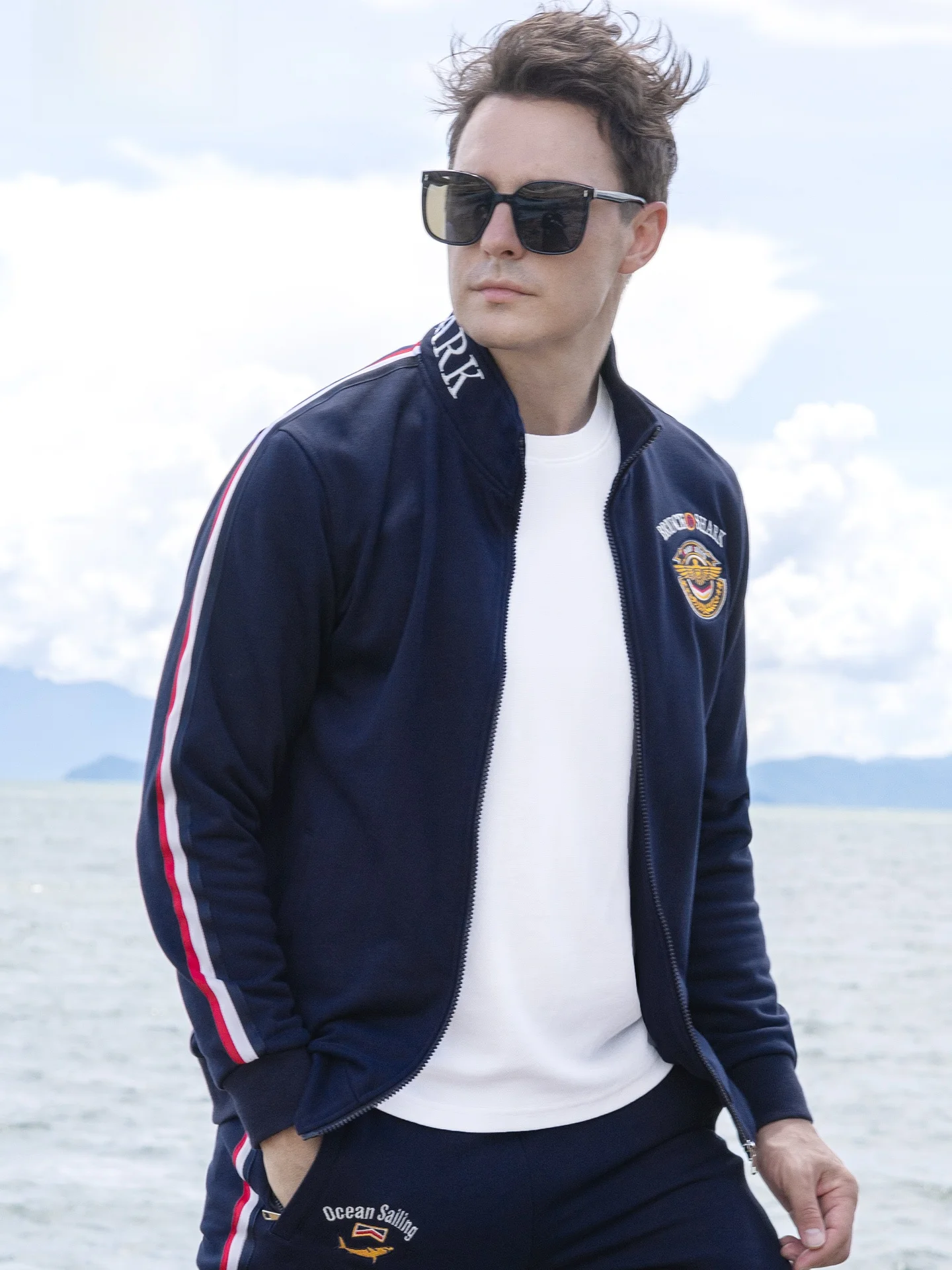 

Men's Loose Fit Thiened Cotton Sweatirt Spor Sle Winter New Arrival Bruce & ark Brand Faionable Urban Casual Wear