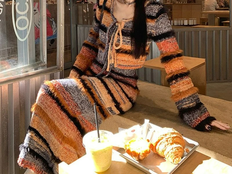 2025 Vintage Contrasting Striped Knitted Suit Women's Spring and Autumn Sweater Cardigan Slim Fit Suspender Dress Two-piece Set