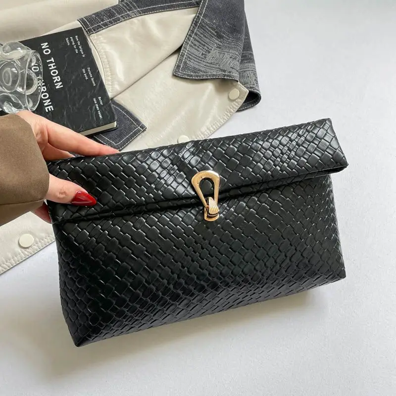Women's Woven Texture PU Clutch Envelope Bag Black Metal Buckle Large Capacity Chic Trendy Fashion  Purses and Handbags