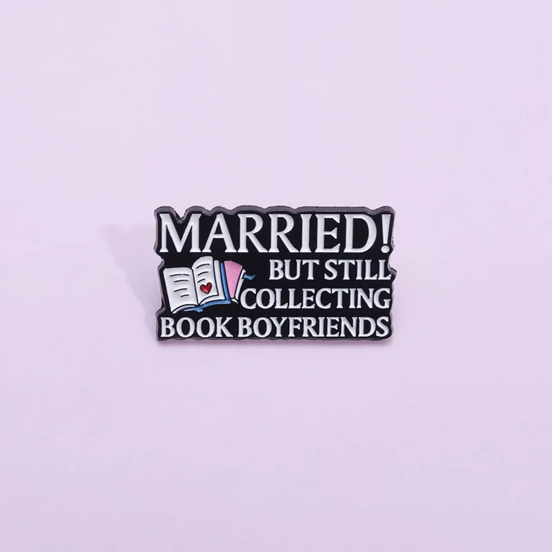 Pins Cartoon Creative Cute Book Brooch for Hat Personalized Black Letter Shaped Metal Accessory Badge Metal Brooches for Clothes
