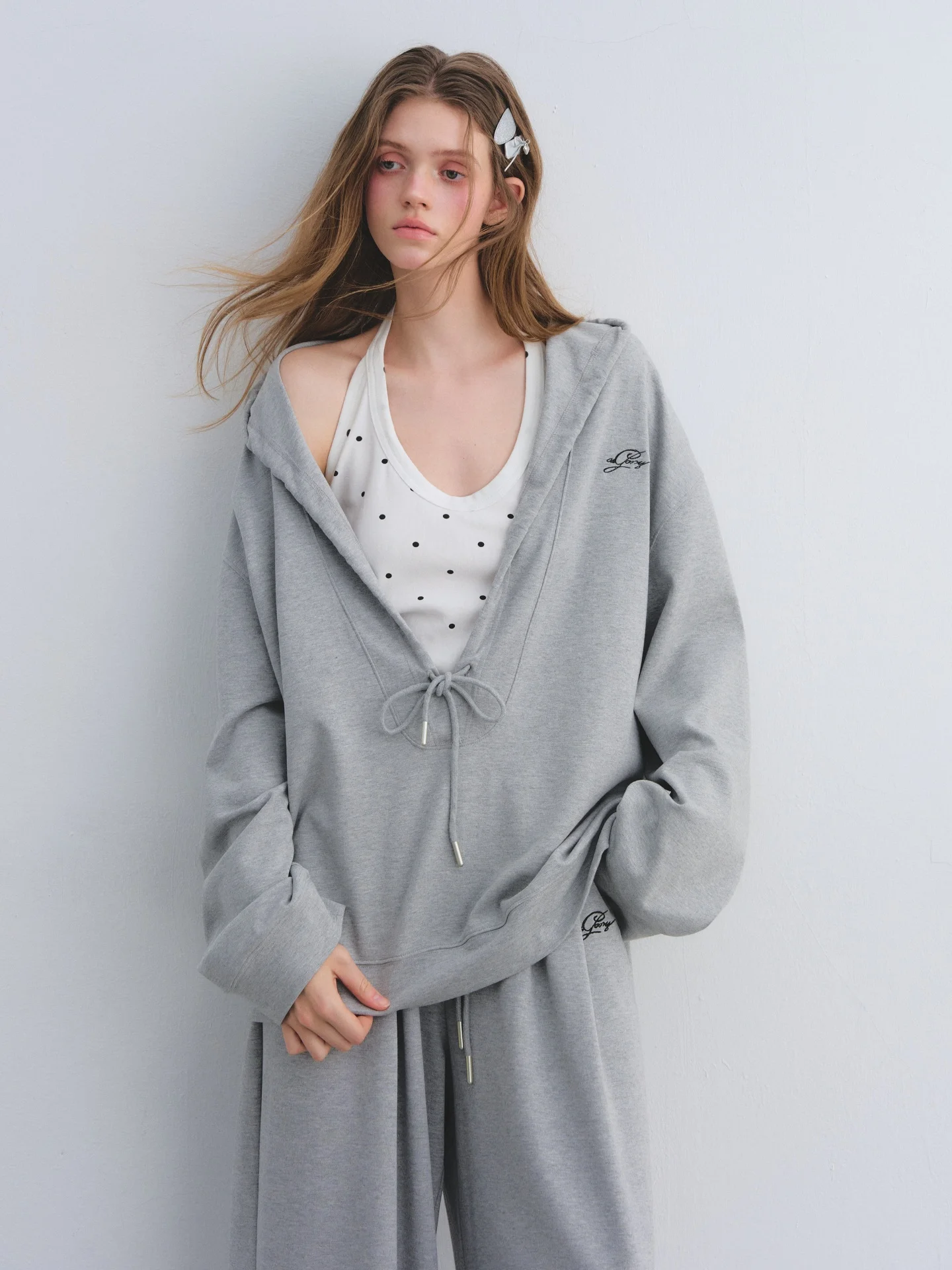 

Комплект AsGony: толстовка с капюшоном и завязками в горошек и брюки, женский модный весенний наряд, дышащий комплект с высокой талией, длинные брюки