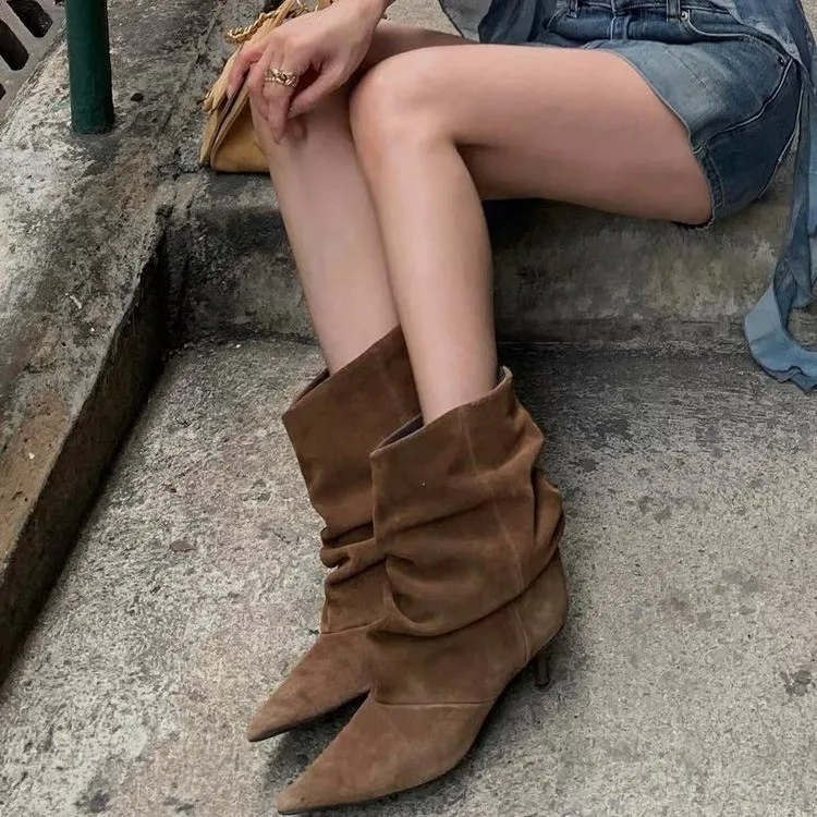 Botas de media caña, nuevo estilo otoño 2026, botas de punta con tacón, botas occidentales arrugadas