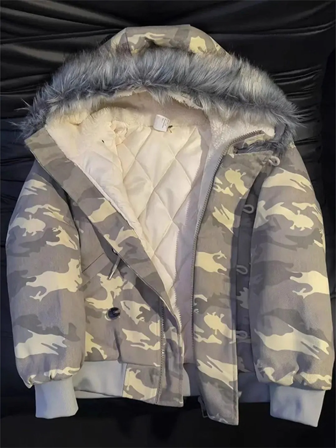 

Thiened Cotton Jaet Men's Winter Coat Warm Hooded Camouflage Parka with Fur Collar ort Workwear Sle Zipper Closure