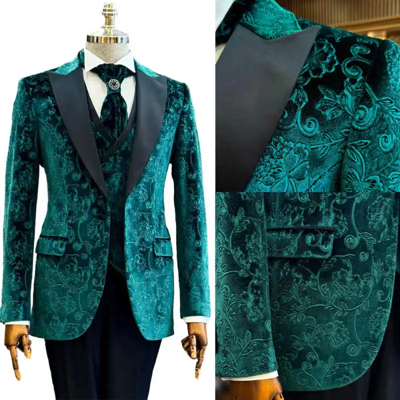 

Jacquard Men Suits 3 Pieces Jacket Vest Pants Peaked Lapel Wedding Groom Tuxedos Prom Banquet Party Customized