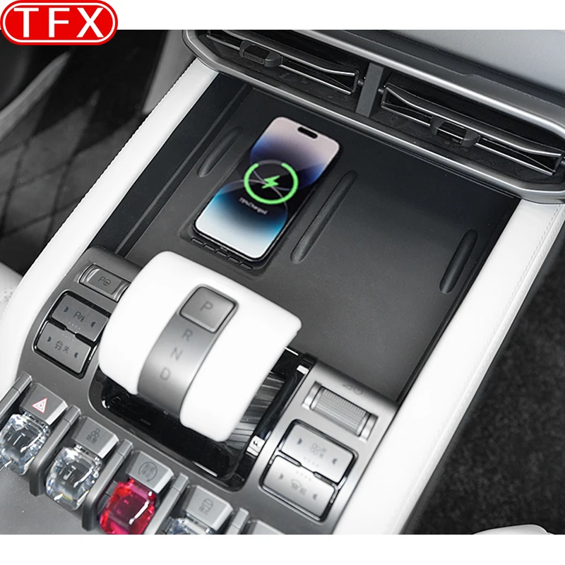 

For BYD Leopard Titanium 3 2025 Car Wireless Charging Silicone Pad Scratch Resistant & Wear-resistant Center Console Accessories