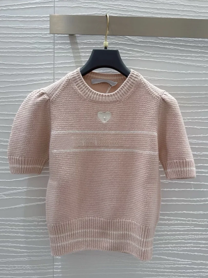 

Slim Fit ort Sve round Ne Knitted T-irt Women's Love Heart Printed Top Spring 2026 Simple Sle Bubble Sve Design