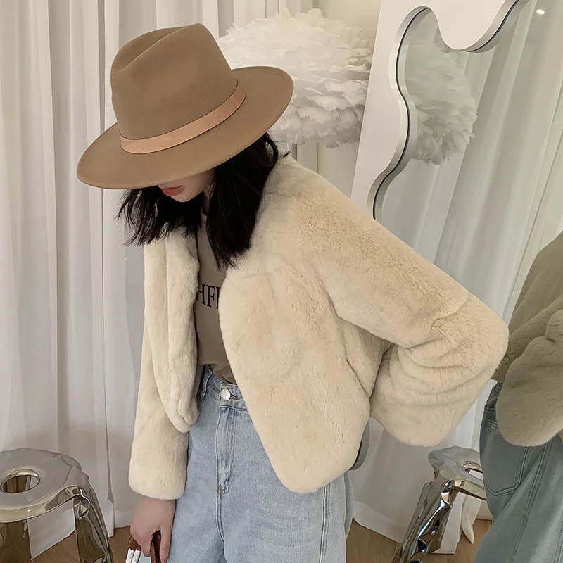 

2023 Coats Women's High Winter Quality Import Rex Rabbit Fur Short Casual Warm Solid V-Neck Beige Full Pelt Jacket Female