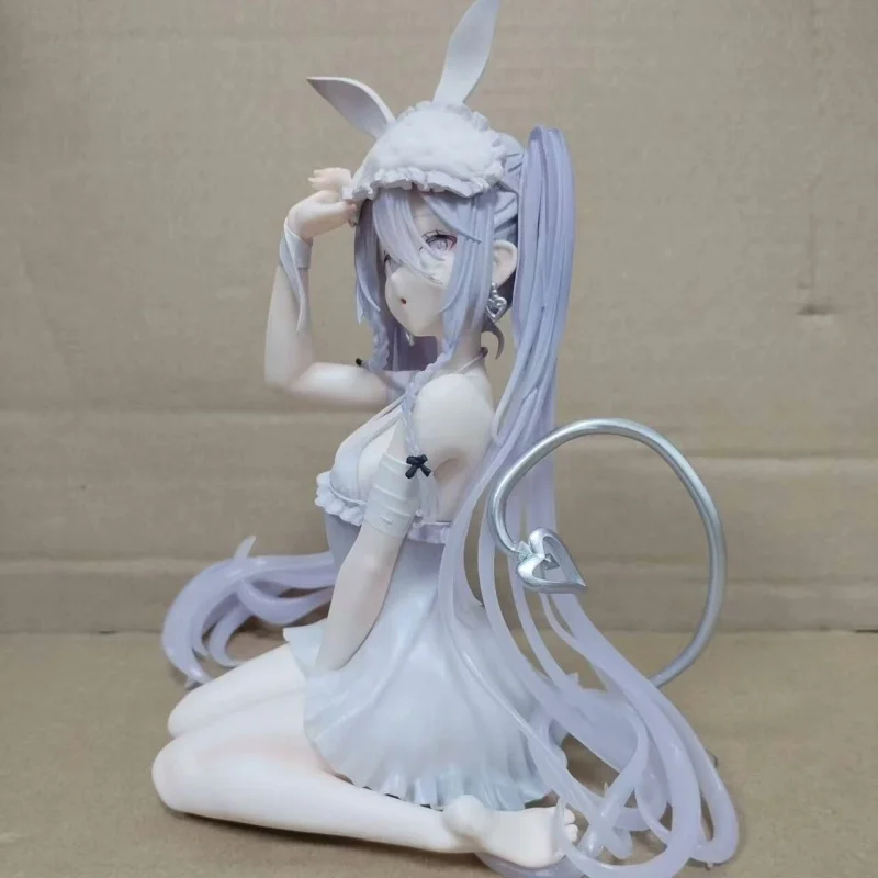 شخصية بانداي أنيمي إيف سليبي باني جيرل من مادة بي في سي - لعبة مجسمة قابلة للجمع لتزيين سطح المكتب لهدايا أعياد الميلاد