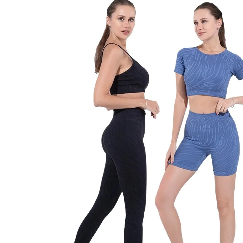 

Outside Seamless Yoga Suit Sports Vest T-Sleeve Women's Belly and Hip Shorts Yoga Four-piece Set