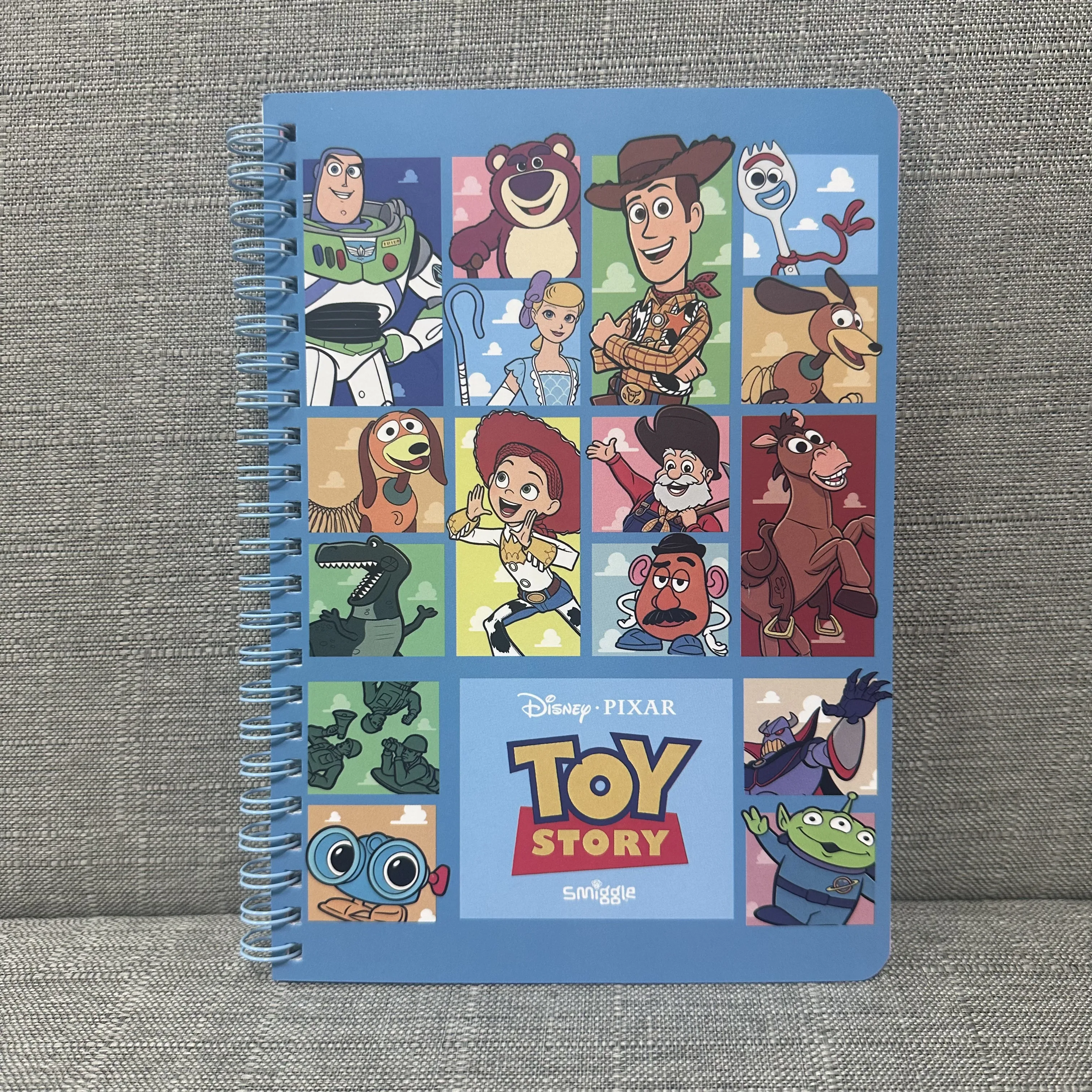 만화 영화 테마의 우디 바즈 A5 스프링 노트, 일상적 - Stationery Books 리뷰 및 가격