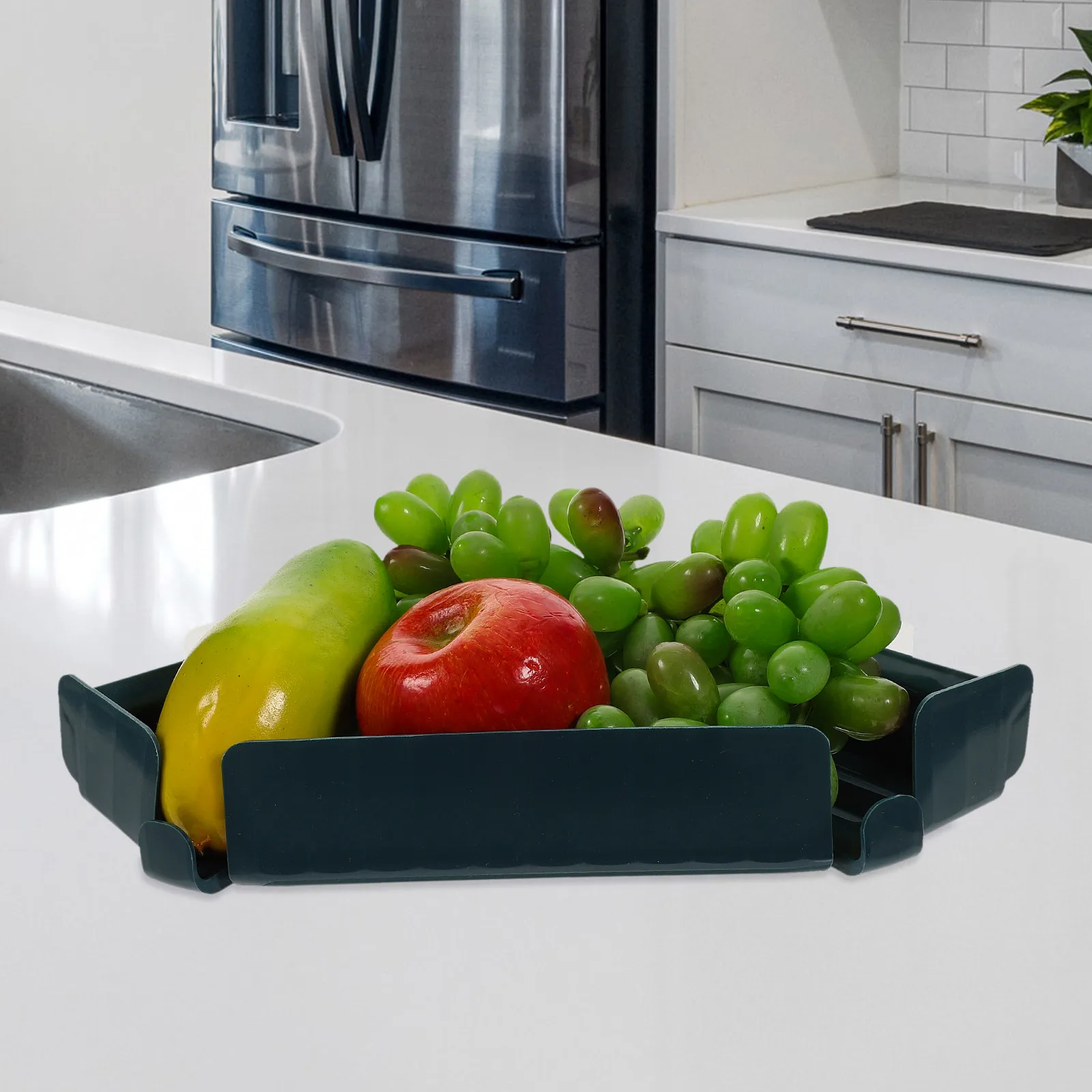 Suction Cup Sink Storage Basket Sink Basket Plastic Drain Rack Triangular Hollow Design Storage For Kitchen Bathrooms