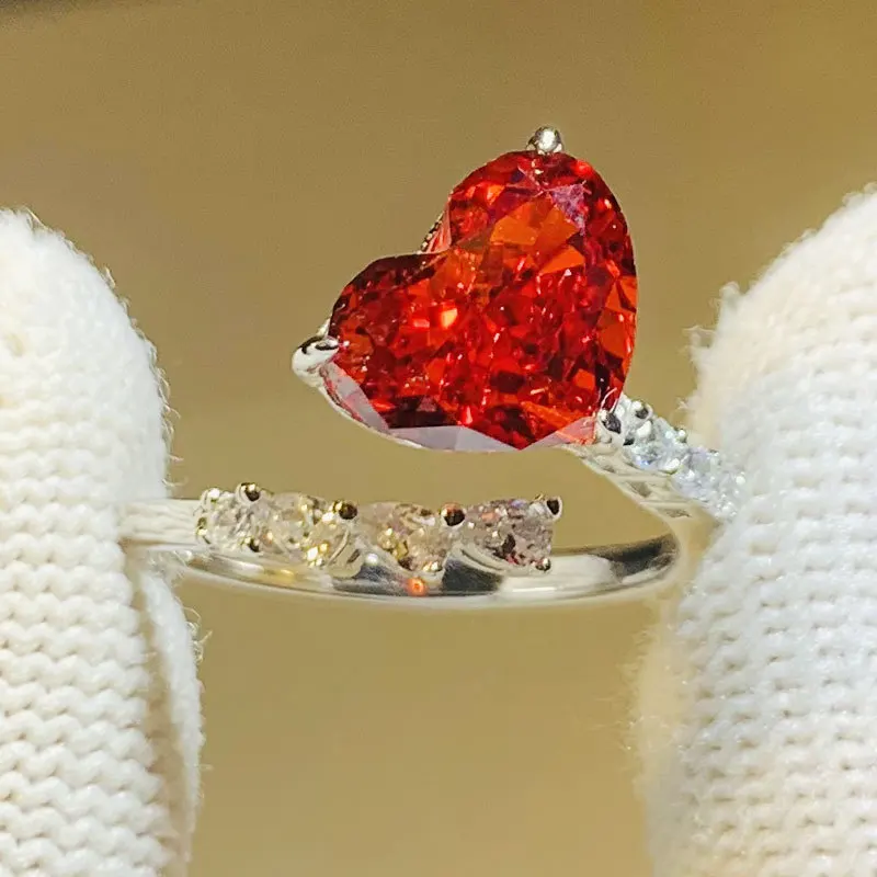 2023 Best Winter Padma 3-carat Personality Fashion Style Inlaid 8 * 10 Heart s925 Silver Ring Girl