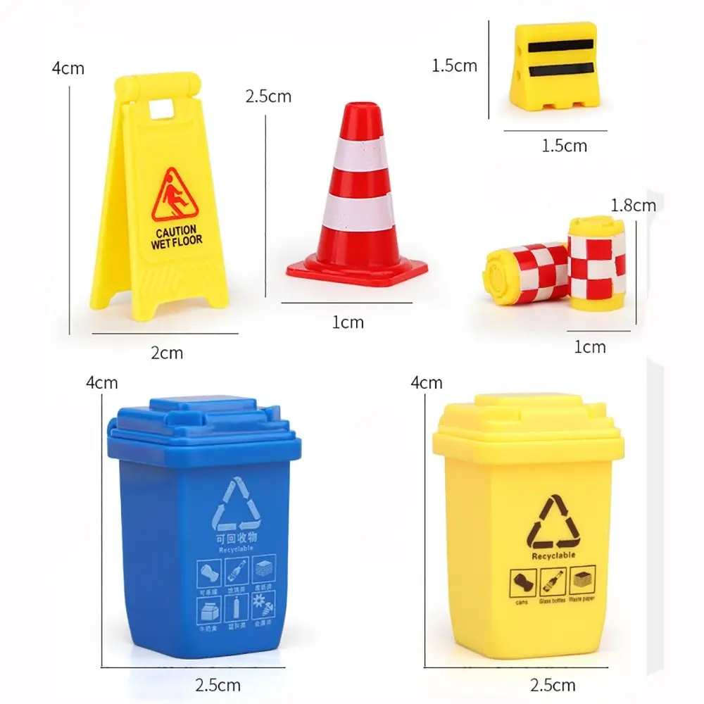 Cognition Plastic 24/40/62PCS Mini Traffic Cones Street Scene Model Road Signs Block Fences Parking Crossbar Early Teaching Kids