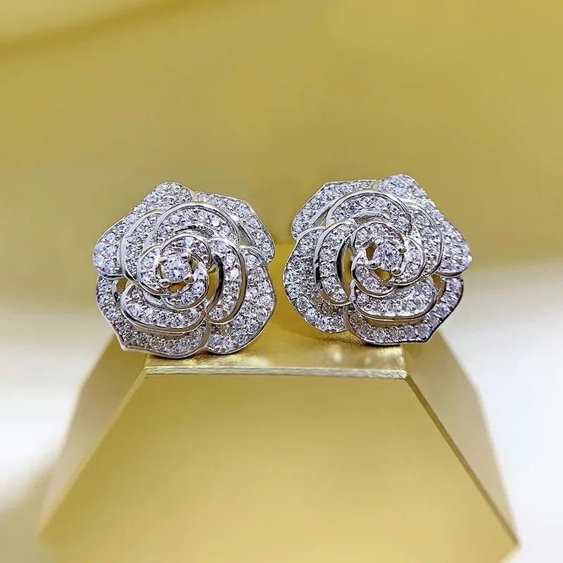 جديد فاخر 925 فضة زهرة شكل عالية الكربون الماس وأقراط للنساء الزفاف غرامة المجوهرات بالجملة