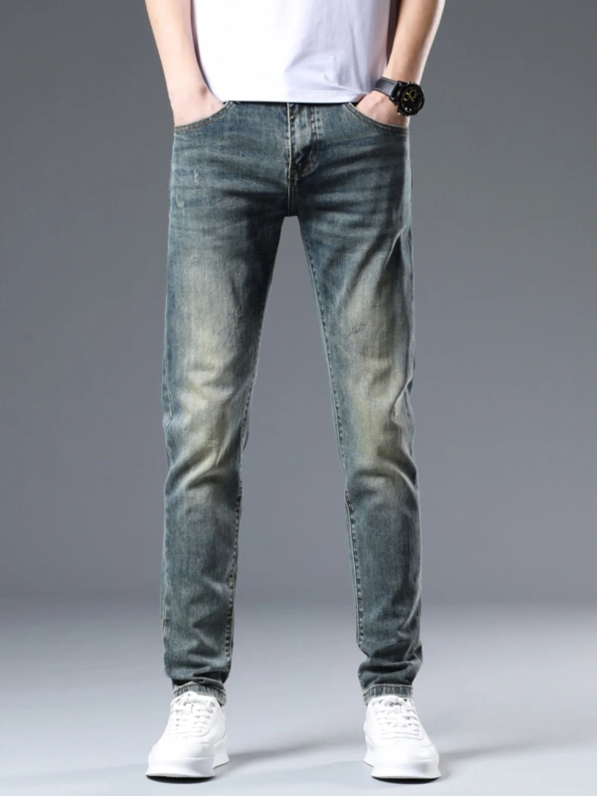 

Мужские джинсы премиум-класса: повседневные, эластичные, зауженные, летние, 2025, модные, винтажные, универсальные, длинные брюки, молодежные, современные, из хлопка.