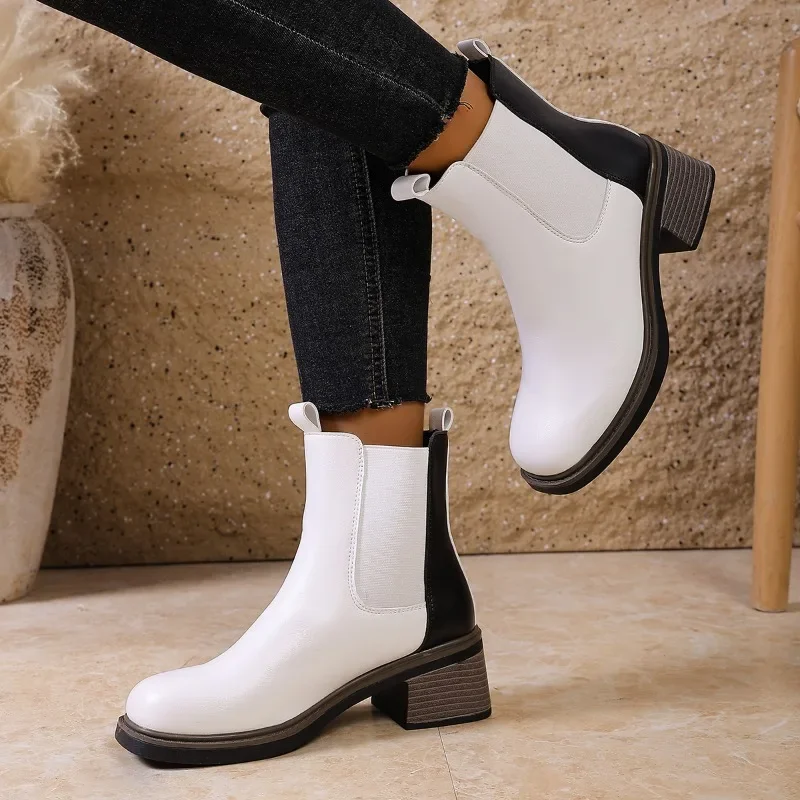 أحذية جلدية جديدة ذات أكمام ناعمة وكعب غير قابل للانزلاق للخريف والشتاء أحذية بمقدمة مستديرة