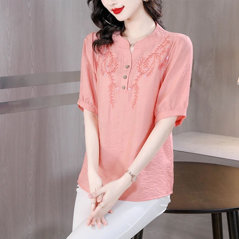 2023 Summer New Silk Flower Embroidery V-Neck Short Sleeve Shirt Women's Top Loose Large Panel Slim Shirt T-shirt