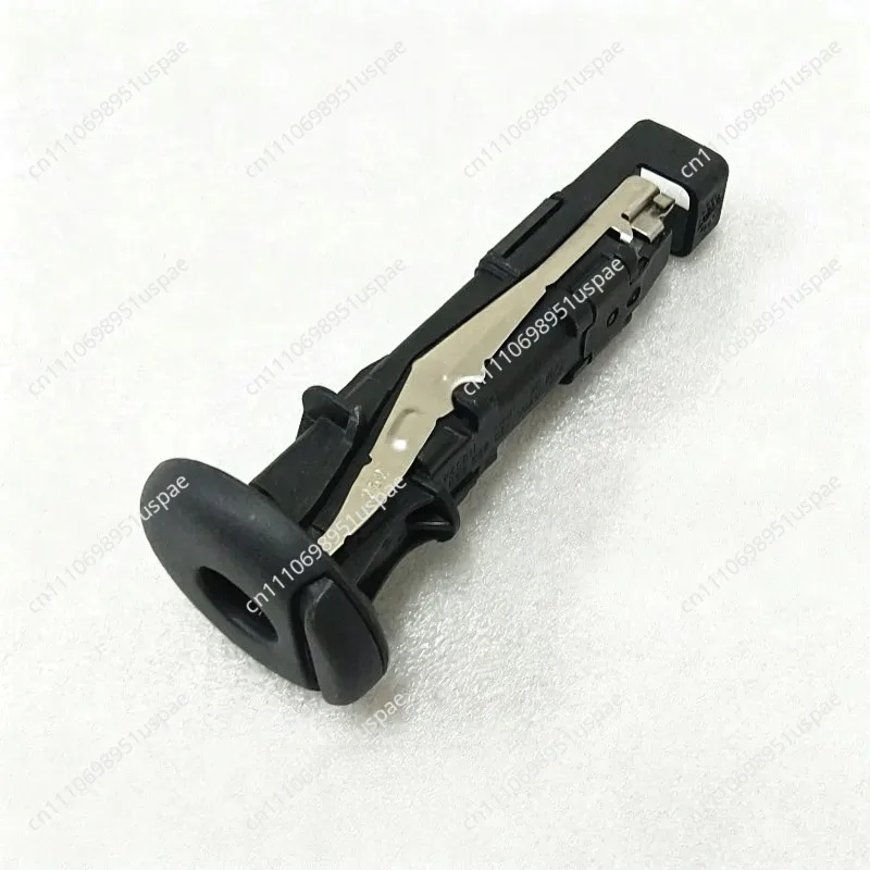 For VOLKSWAGEN Touan Rear Seat Headrest Pin Headrest Fixing Clip