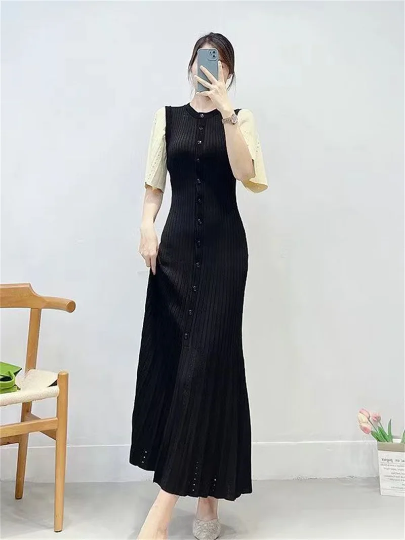 ใหม่ล่าสุดฤดูร้อนที่ไม่ซ้ํากันร้อนถักชุดผู้หญิงแขนสั้นเดี่ยวแถวปุ่ม Slim ชุดนางเงือกคุณภาพสูง