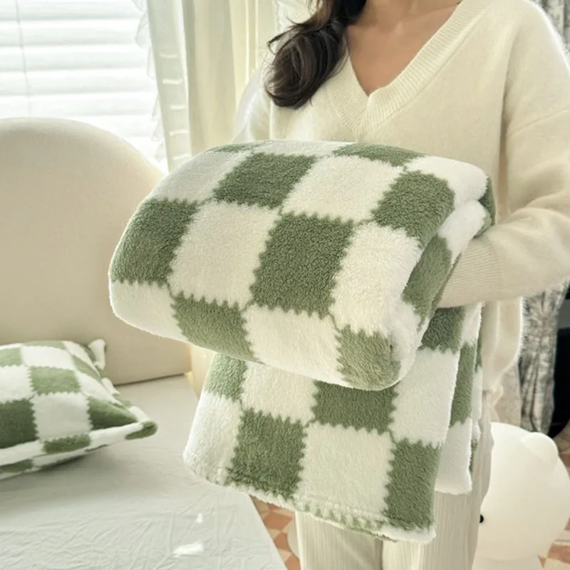 Arctic Velvet Winter Blanket Office Sofa Nap Leisure Blanket Double-Sided Plaid Thickened Multi-Functional Thermal Blanket