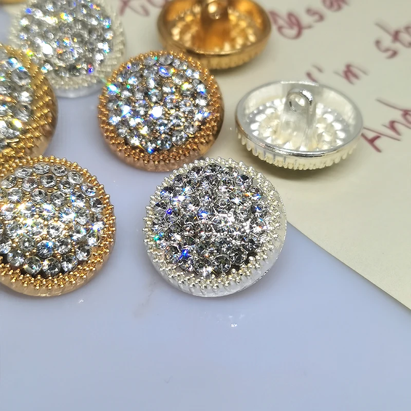 18/23/25MM Round Metal Rhinestone Buttons For Clothing DIY Sewing Accessories Wholesale Luxury Fashion Decor Button Apparel DIY