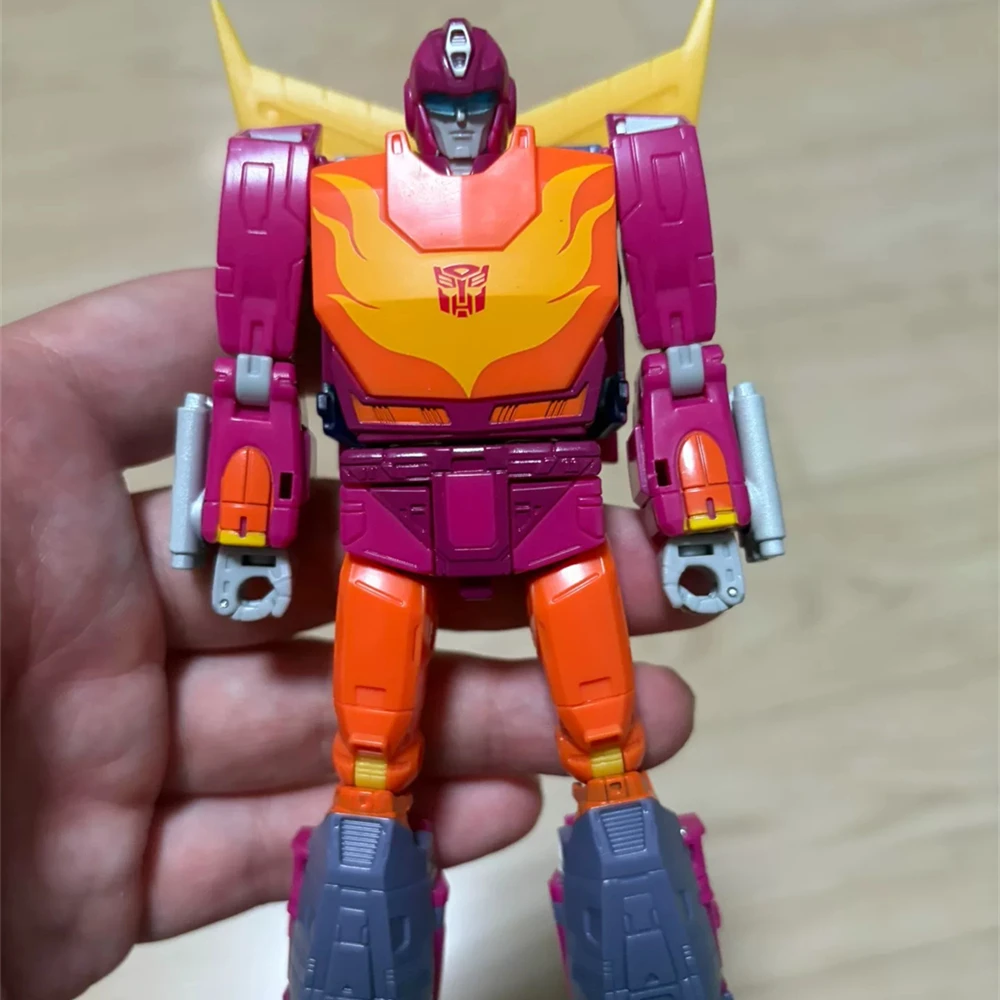 hasbro-transformers-edizione-40°-anniversario-ss86-hot-rod-il-modello-originale-della-versione-bulk-cargo-presenta-dei-difetti-ideale-come-regalo-di-compleanno