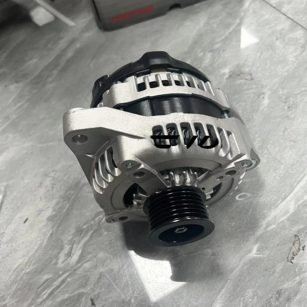 

OEM 325296 Alternator For Maserati 4200, GranCabrio GranTurismo Quattroporte High Quality Auto Parts