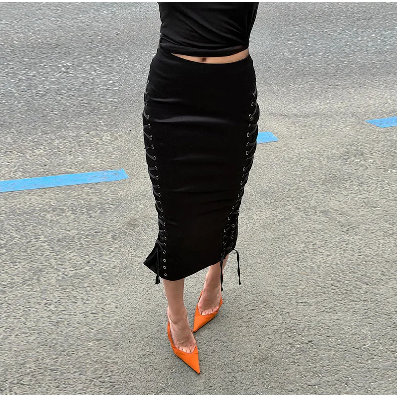 Seitlich gebundener, figurbetonter Midirock für Damen, sexy, hohe Taille, Hüftbetonter Schnitt, Schnürung, figurbetonter Rock, charmante Damenmode, einfarbig, schmal geschnitten, neu für Partys. – Detail 3