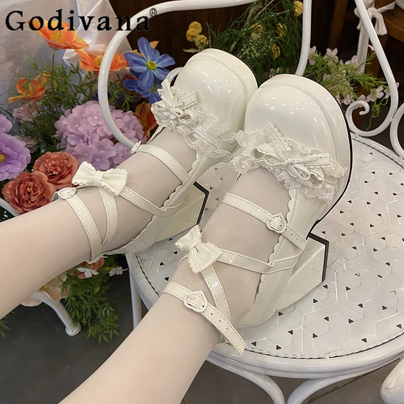 

Round Toe Cross Strap Lolita Shoes for Girls Comic Con Ultra Sweet Single Shoes Women's Autumn Lace Bow High Heels Shoes