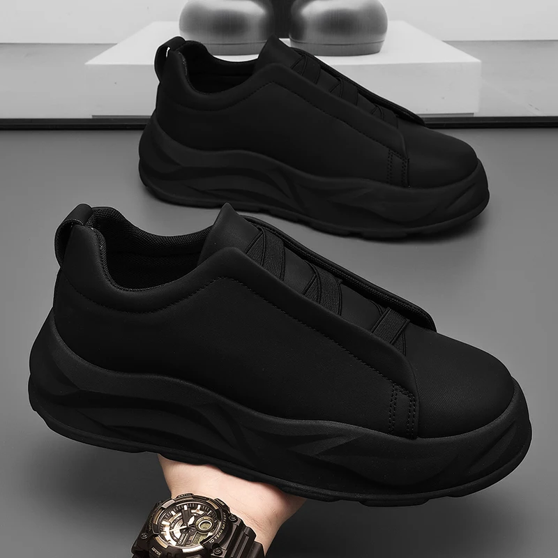 

Men's Anti-slip and Wear-resistant Casual Sneakers, One-piece Casual Sports Shoes with Soft Sole and Leather Upper, Men's Shoes